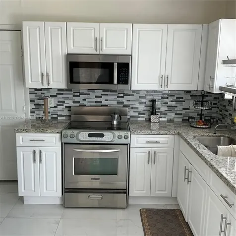 1924 NW 35th Street Miami FL 33142