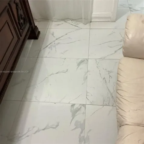 1924 NW 35th Street Miami FL 33142