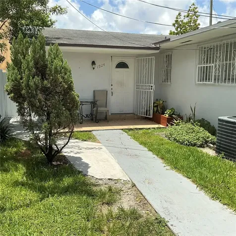 1924 NW 35th Street Miami FL 33142