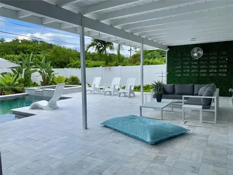 1321 Garfield Street Hollywood FL 33019