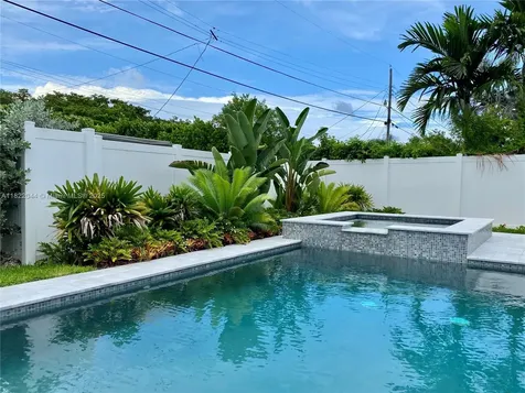 1321 Garfield Street Hollywood FL 33019