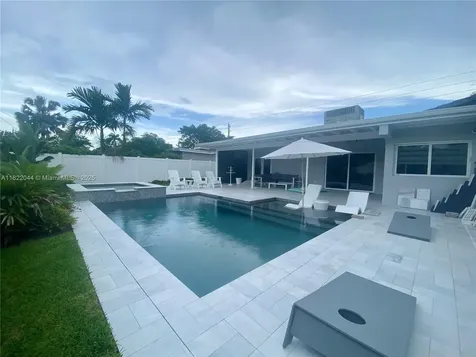 1321 Garfield Street Hollywood FL 33019