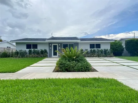 1321 Garfield Street Hollywood FL 33019