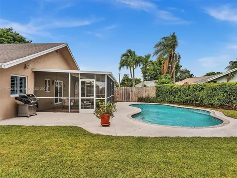 3920 NW 20th Street Coconut Creek FL 33066