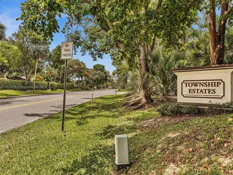3920 NW 20th Street Coconut Creek FL 33066