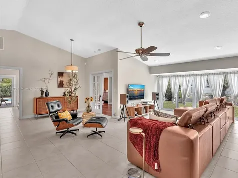 3920 NW 20th Street Coconut Creek FL 33066