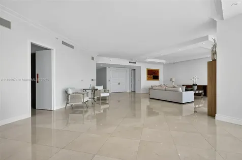 20155 NE 38th Court Aventura FL 33180