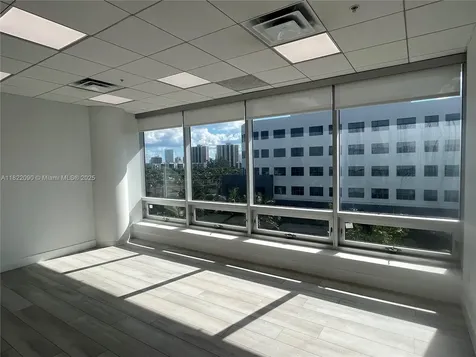 20900 NE 30th Avenue Aventura FL 33180
