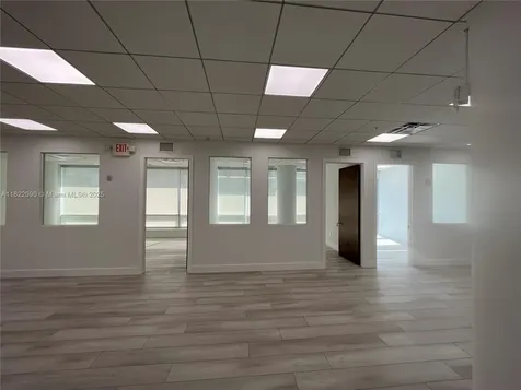 20900 NE 30th Avenue Aventura FL 33180
