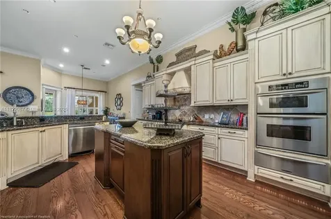 3859 Enchanted Oaks Lane Sebring FL 33875