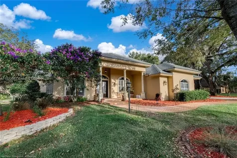 3859 Enchanted Oaks Lane Sebring FL 33875