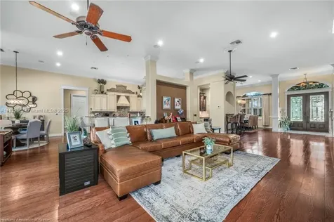 3859 Enchanted Oaks Lane Sebring FL 33875