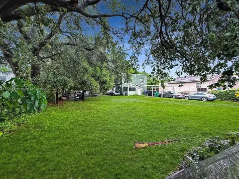 337 NW 48th Street Miami FL 33127