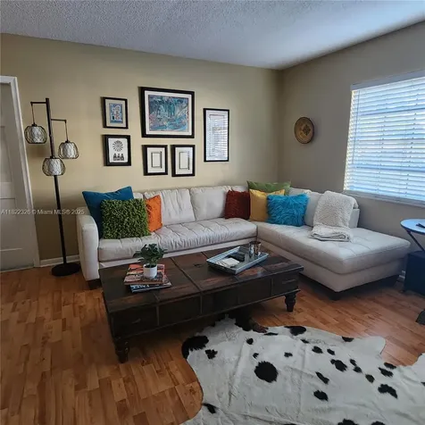 2424 NE 9th Street Fort Lauderdale FL 33304
