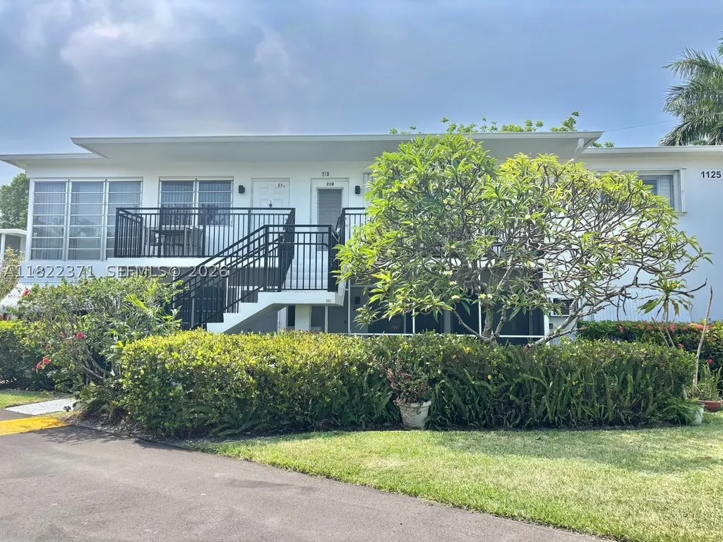 1125 SE 14th Place Fort Lauderdale FL 33316