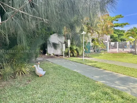 1125 SE 14th Place Fort Lauderdale FL 33316