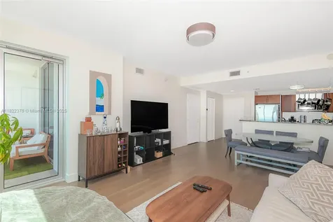 300 S Biscayne Boulevard Miami FL 33131
