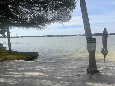 131 Blue Moon Avenue Lake Placid FL 33852
