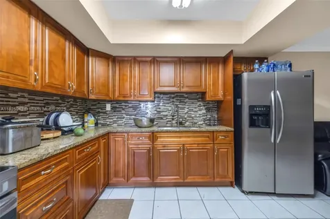 2370 NW 34th Terrace Lauderdale Lakes FL 33311