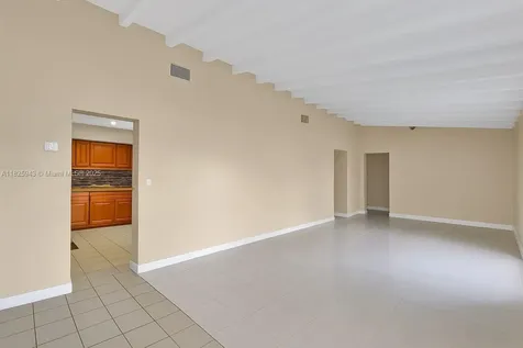 2370 NW 34th Terrace Lauderdale Lakes FL 33311