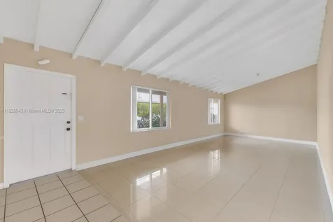 2370 NW 34th Terrace Lauderdale Lakes FL 33311