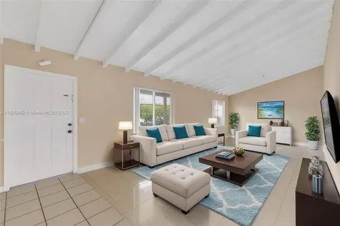 2370 NW 34th Terrace Lauderdale Lakes FL 33311
