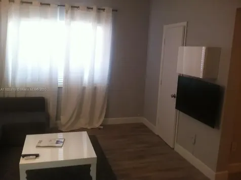 1325 Meridian Avenue Miami Beach FL 33139