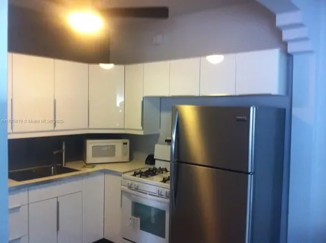 1325 Meridian Avenue Miami Beach FL 33139