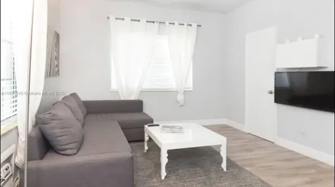 1325 Meridian Avenue Miami Beach FL 33139