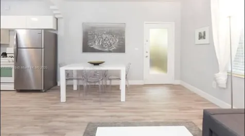 1325 Meridian Avenue Miami Beach FL 33139