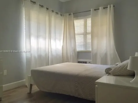 1325 Meridian Avenue Miami Beach FL 33139
