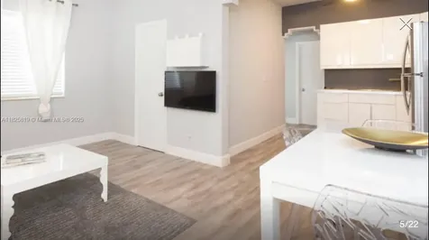 1325 Meridian Avenue Miami Beach FL 33139