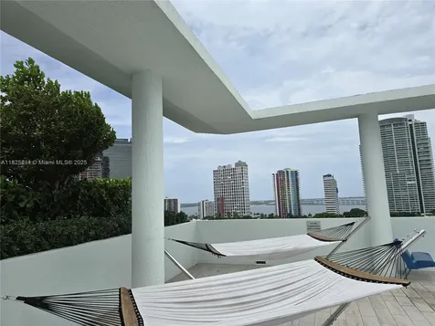 1600 SW 1st Avenue Miami FL 33129