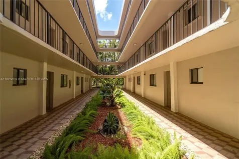8400 SW 133rd Avenue Road Miami FL 33183