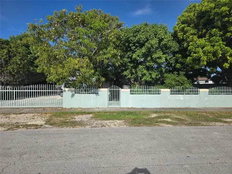 20201 SW 117th Court Miami FL 33177