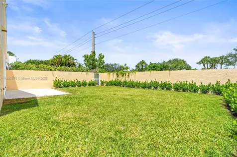 9047 Baybury Lane West Palm Beach FL 33411