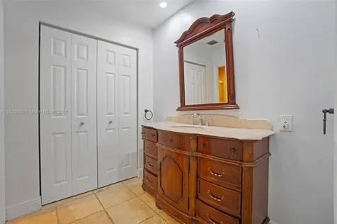 3538 Estepona Avenue Doral FL 33178