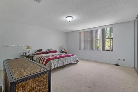 3538 Estepona Avenue Doral FL 33178
