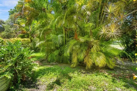 3538 Estepona Avenue Doral FL 33178