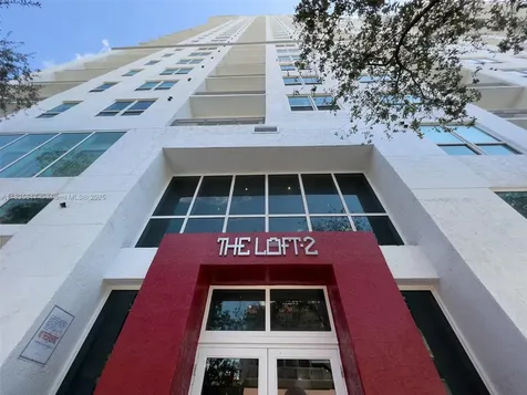 133 NE 2nd Avenue Miami FL 33132