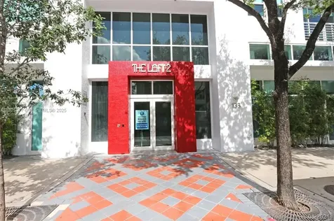 133 NE 2nd Avenue Miami FL 33132