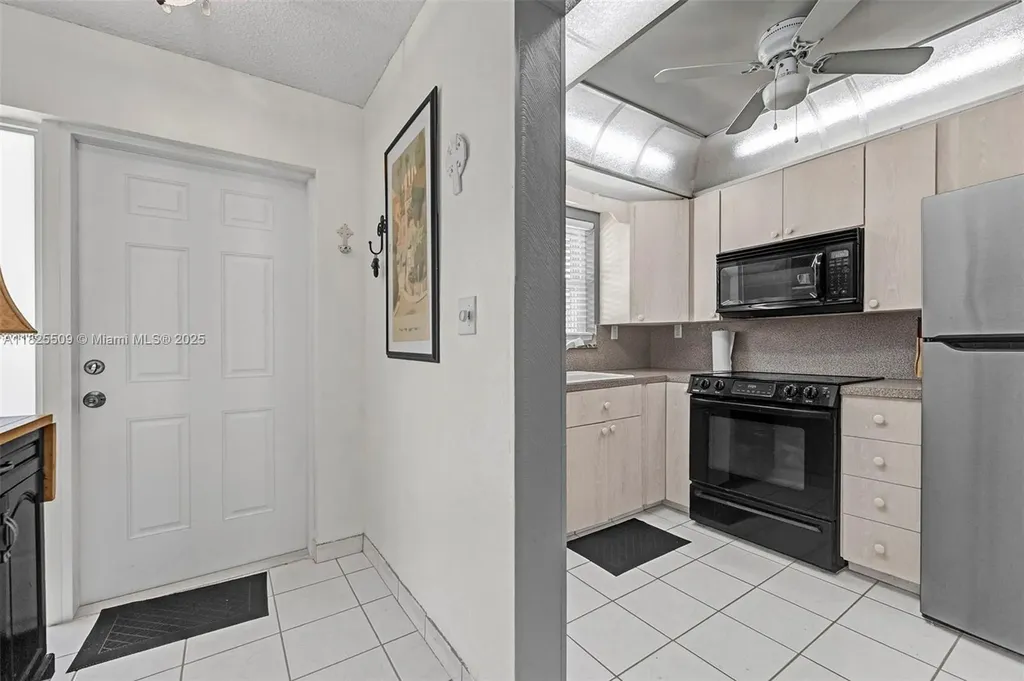 1169 Hillsboro Mile Hillsboro Beach FL 33062