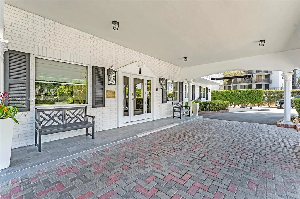 1169 Hillsboro Mile Hillsboro Beach FL 33062
