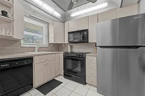 1169 Hillsboro Mile Hillsboro Beach FL 33062