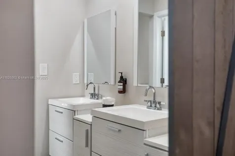 505 SE 20th Street Fort Lauderdale FL 33316