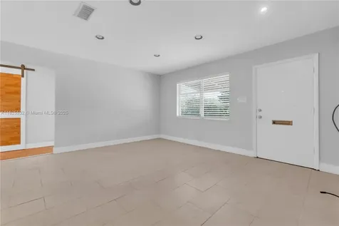 6915 NW 17th Street Margate FL 33063
