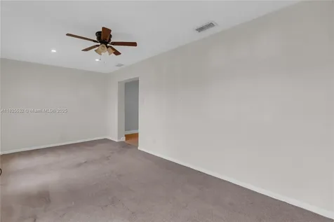 6915 NW 17th Street Margate FL 33063