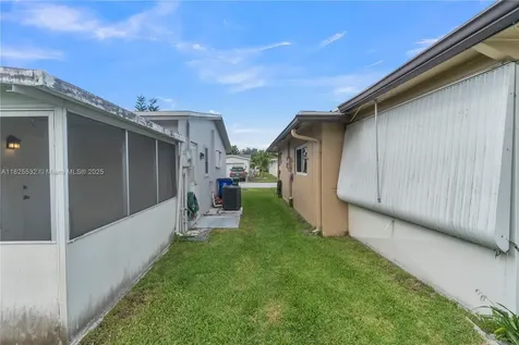 6915 NW 17th Street Margate FL 33063