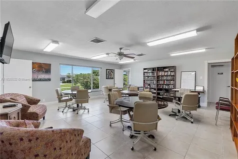 6915 NW 17th Street Margate FL 33063