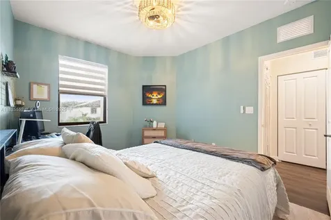 25433 SW 108th Court Homestead FL 33032
